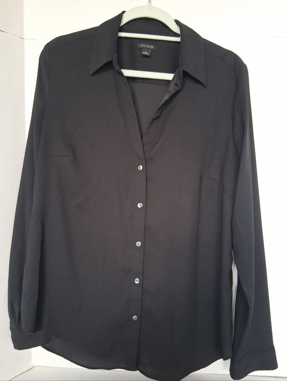 Anne Klein Black Long-Sleeve Button Shirt